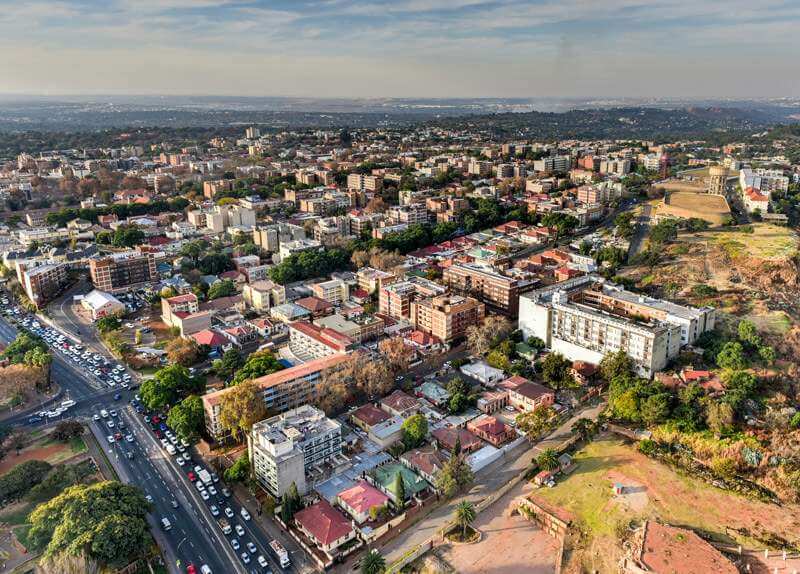 https://placehold.co/400x300/F472B6/FFFFFF?text=Limpopo