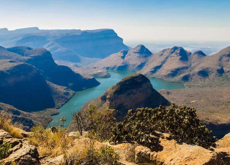 https://placehold.co/400x300/F472B6/FFFFFF?text=Mpumalanga